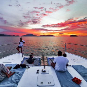 AV Sharing Sunset Dinner...